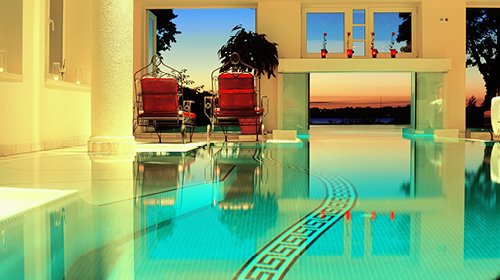 Innen- und Außenbecken